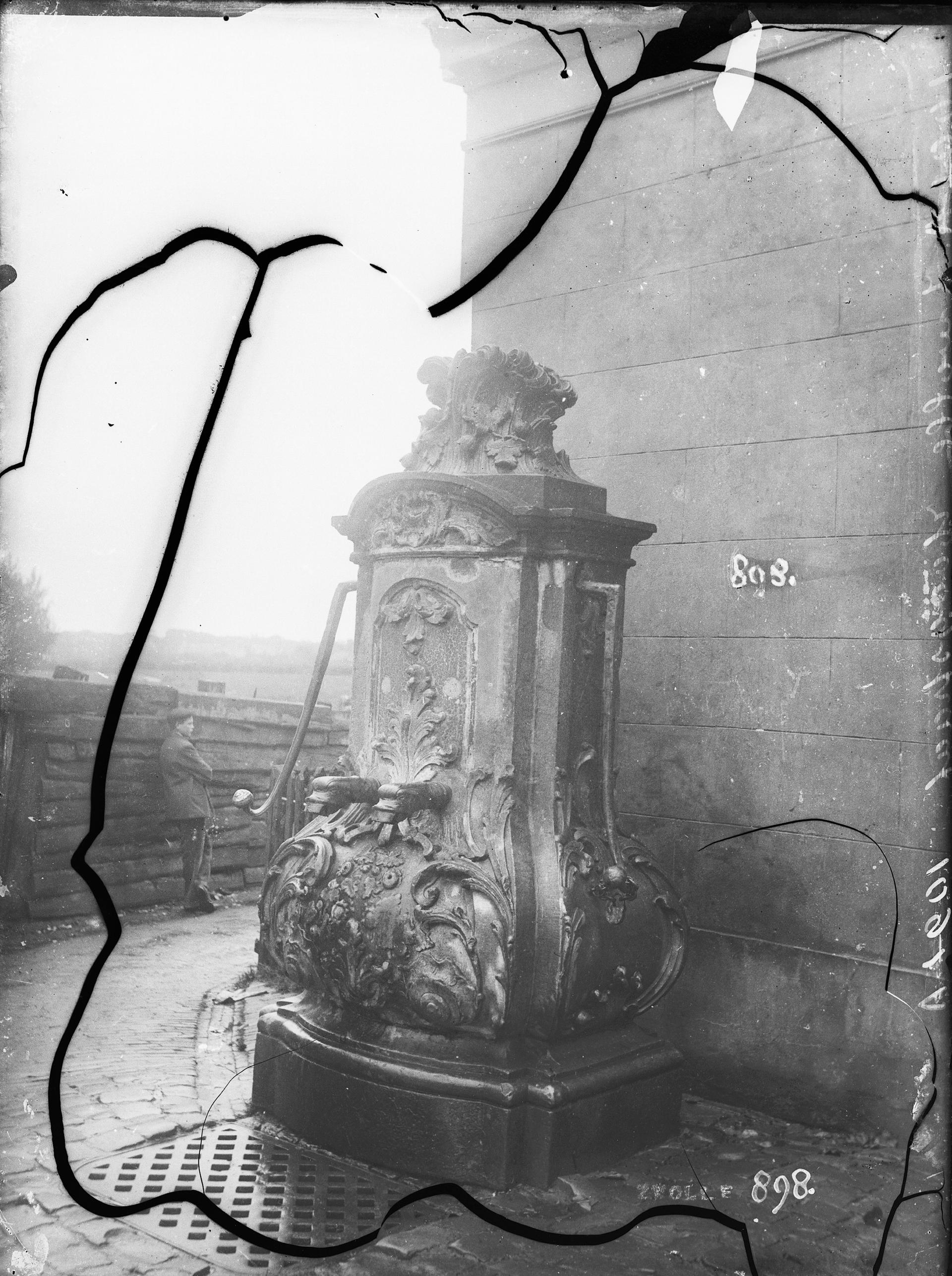 Oude foto van de Stadspomp
