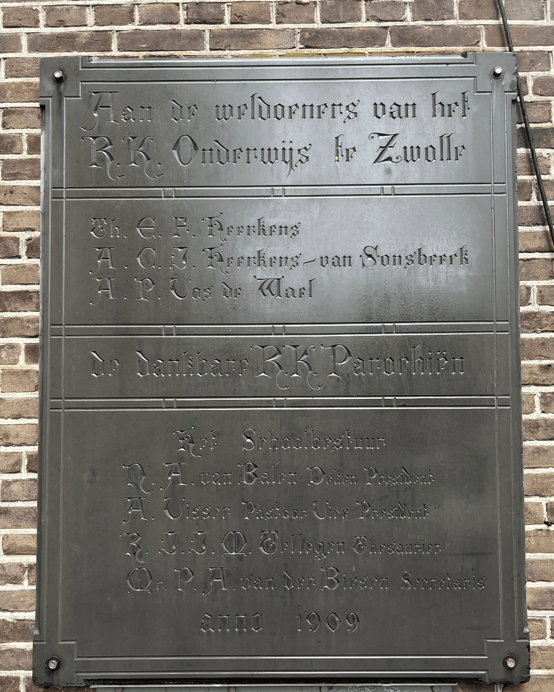 gedenkplaat 