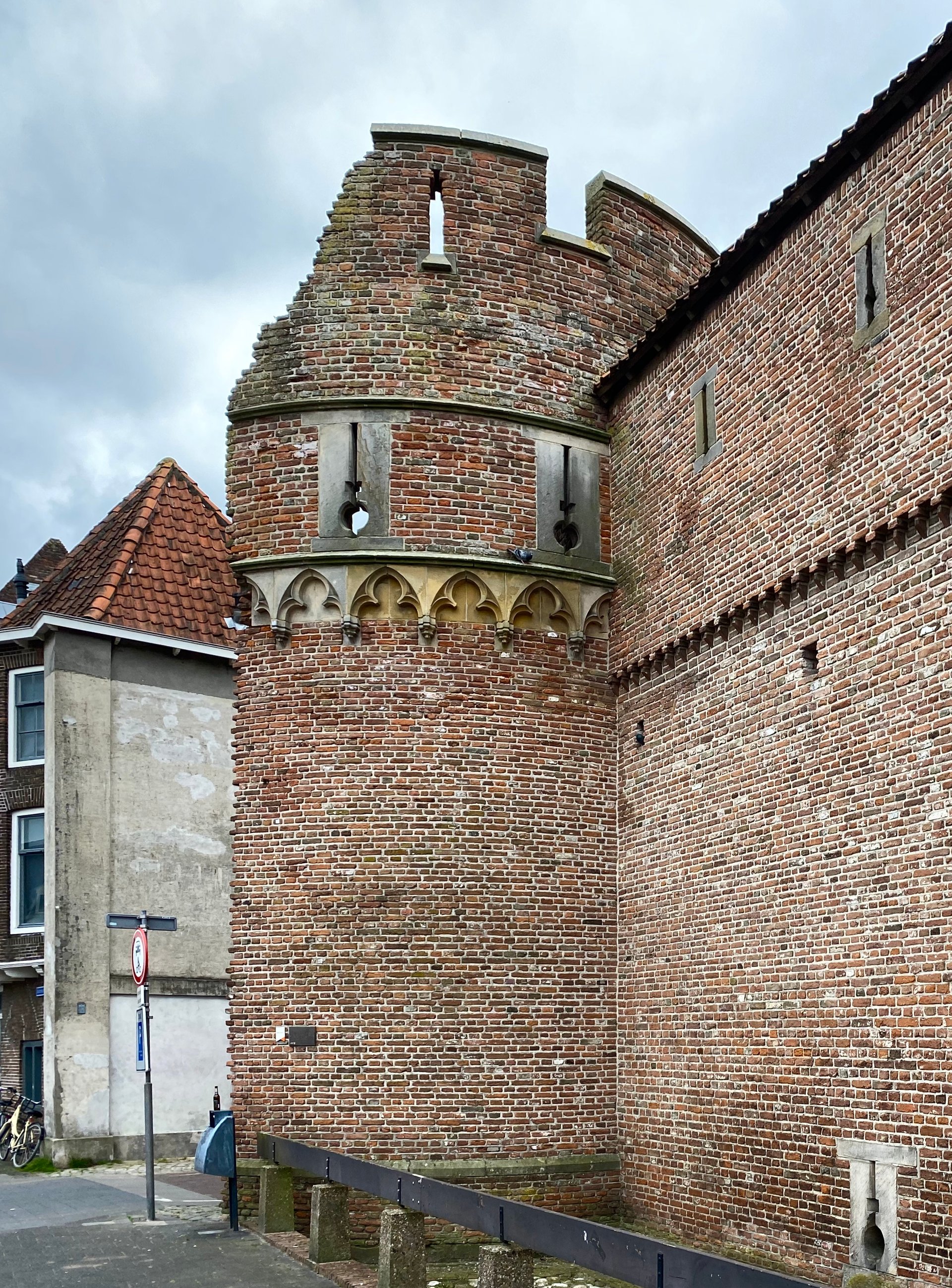 Afbeelding van de steenpoort