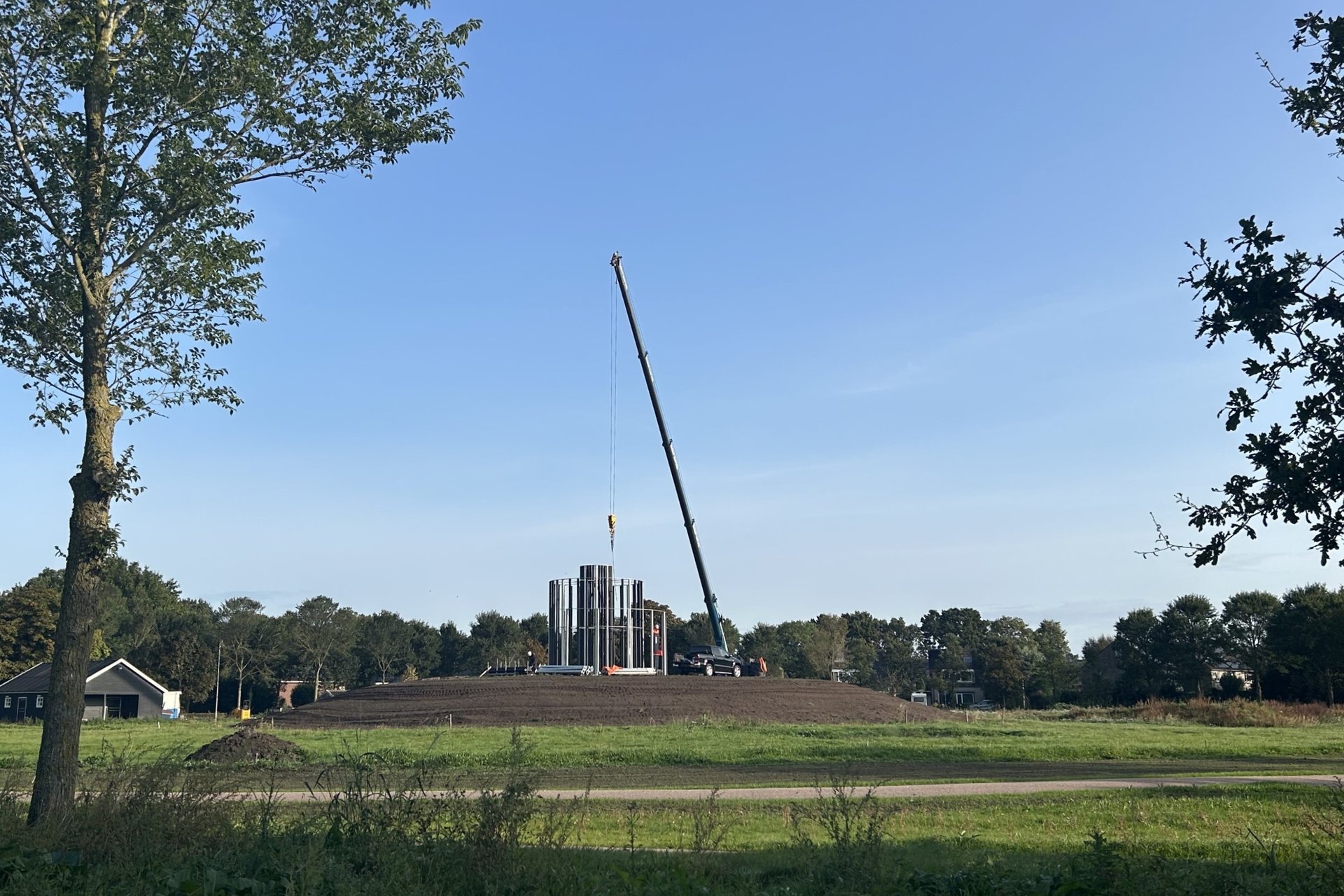 Foto van het kunstwerk dat geplaatst wordt