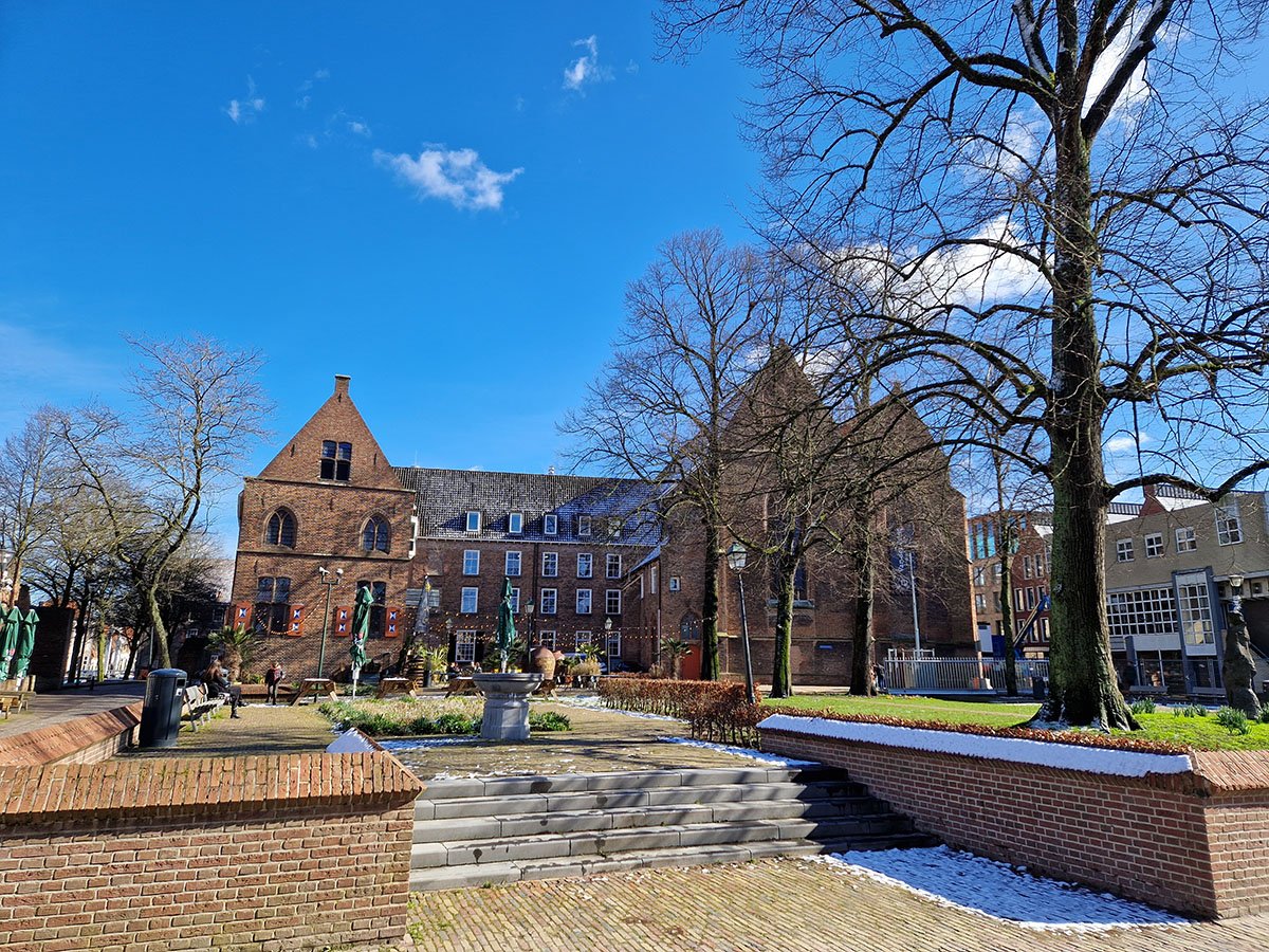 Broerenkerkplein 4