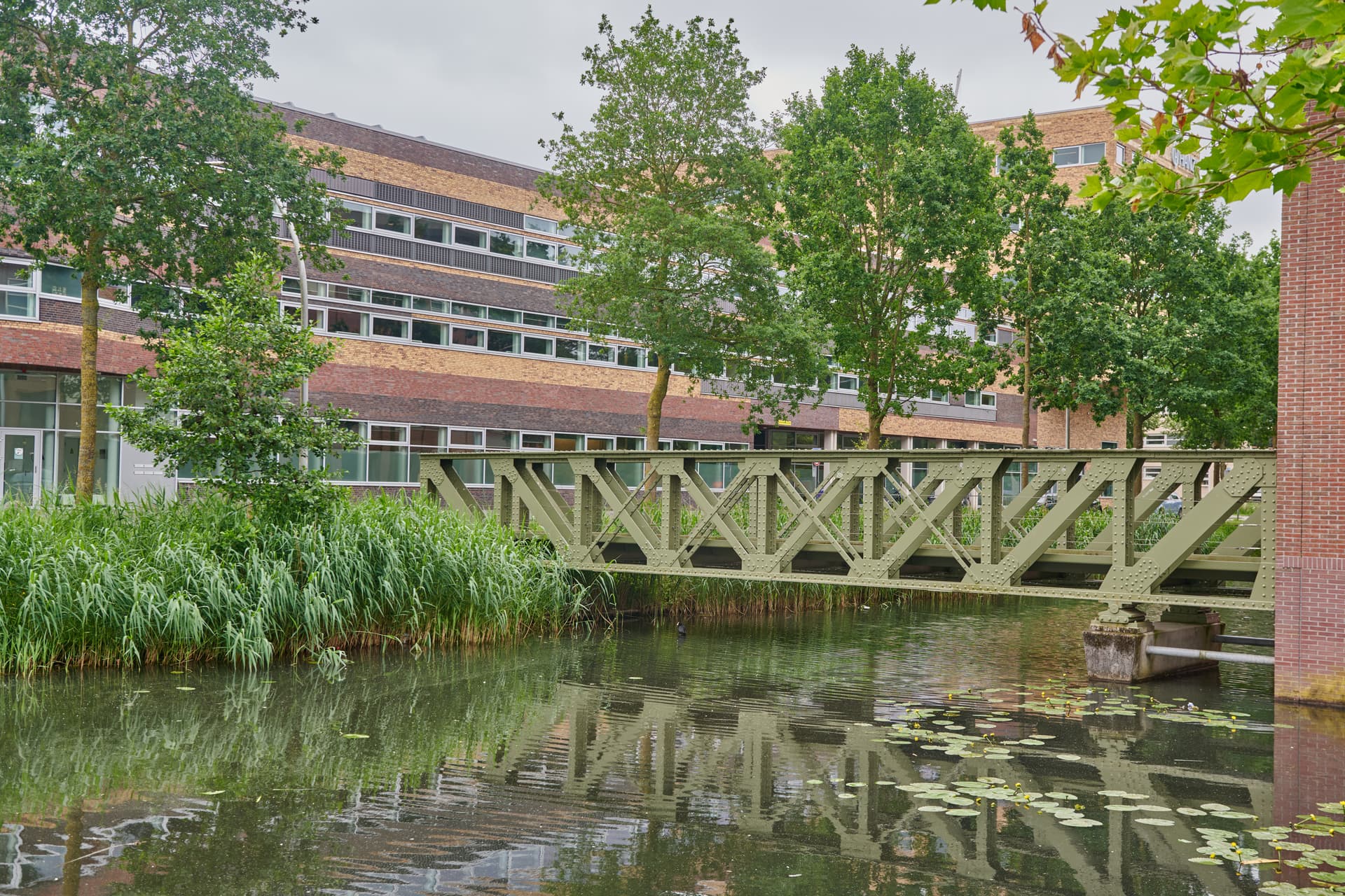 Spoorbrug